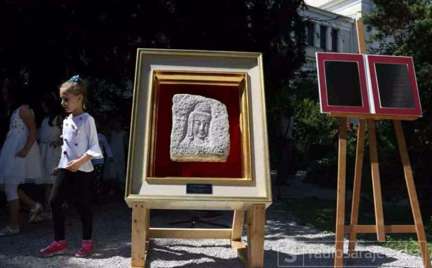 Hirošima Sarajevu darovala kamen mira, simbol harmonije u svijetu