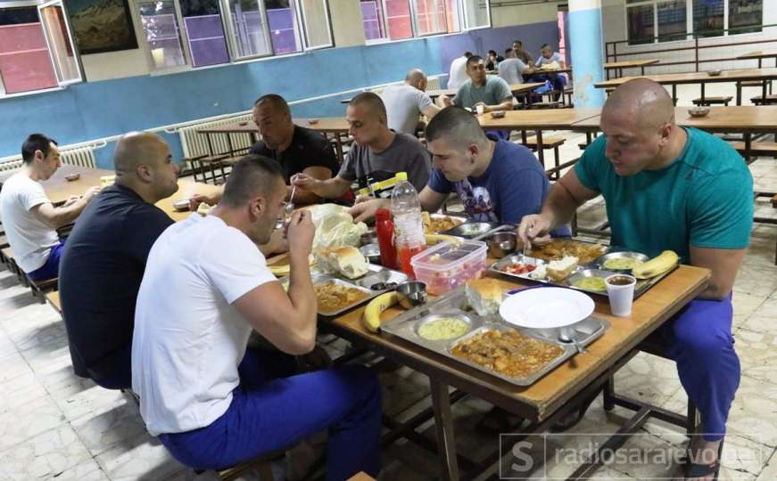 Ramazan u KPZ Zenica: Bogati iftari, manje iskušenja, prava atmosfera za post
