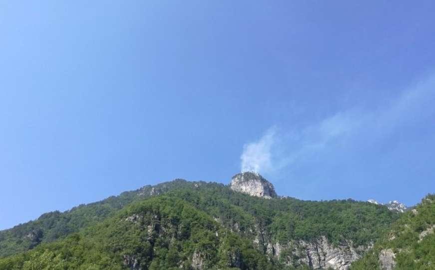 Požar u Jablanici, upućen zahtjev za angažiranje helikoptera