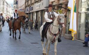 Konjanici iz Sarajeva krenuli put Ajvatovice