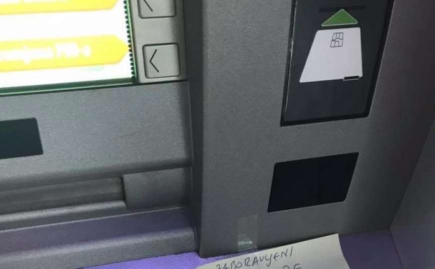 Poruka na bankomatu koja vraća vjeru u ljude