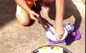 Srbijanac na poklopcu od šahta ispekao jaja