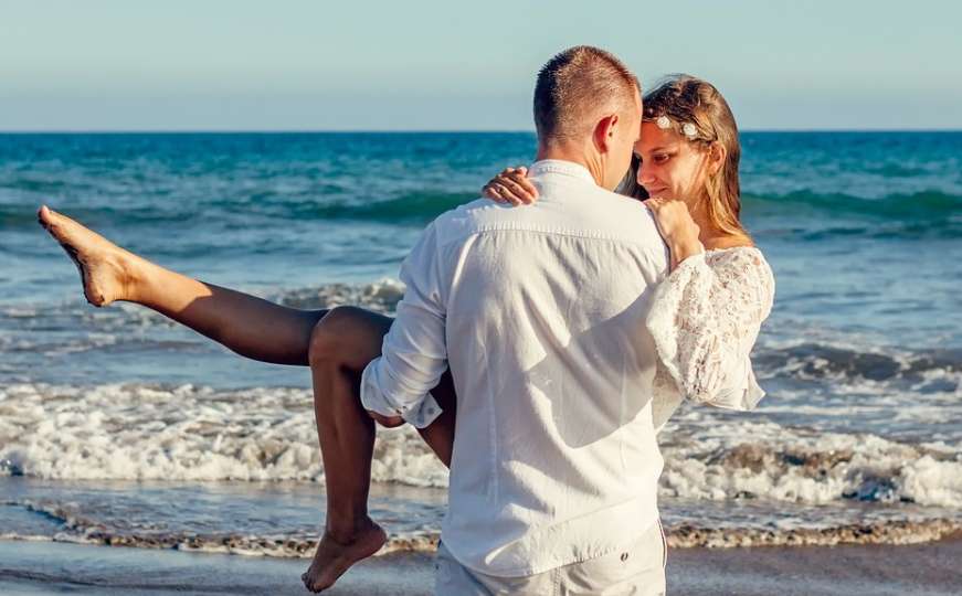 Ljetne romanse: Ovan traži seks, a Rak pravu veliku ljubav