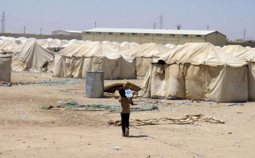 Bombaš samoubica ubio 14 osoba u izbjegličkom kampu u Iraku
