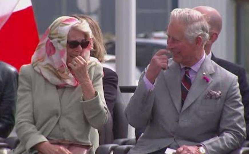 Princ Charles i Camilla se zbog pjesme smijali kao ludi