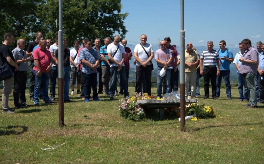 Ratni veterani svih armija u BiH odali počast žrtvama stradanja u Zavidovićima