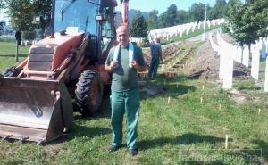 Huso Muratović iskopao je više od 5.000 mezara za žrtve genocida u Srebrenici