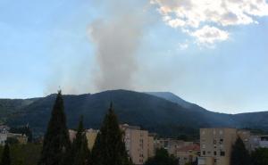 Bjesni požar u blizini Mostara: Gusti dim se nadvio nad gradom