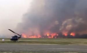 Buknulo oko 180 šumskih požara, evakuirano tri hiljade domaćinstava