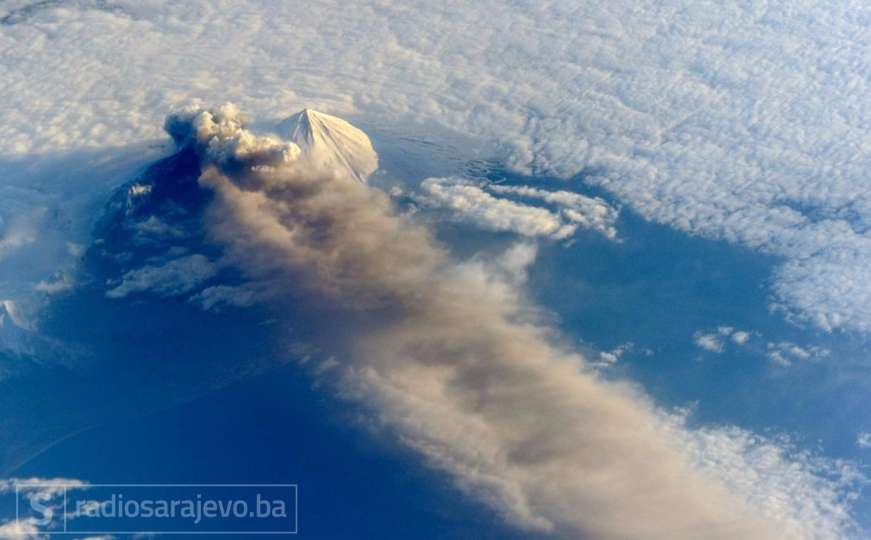 Zbog erupcije vulkana na Aljasci izdato crveno upozorenje