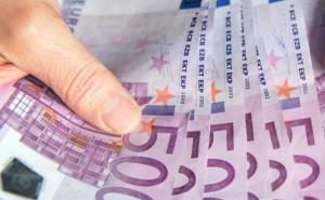 Dječak filantrop: Policija istražuje je li novac dijelio dobrovoljno