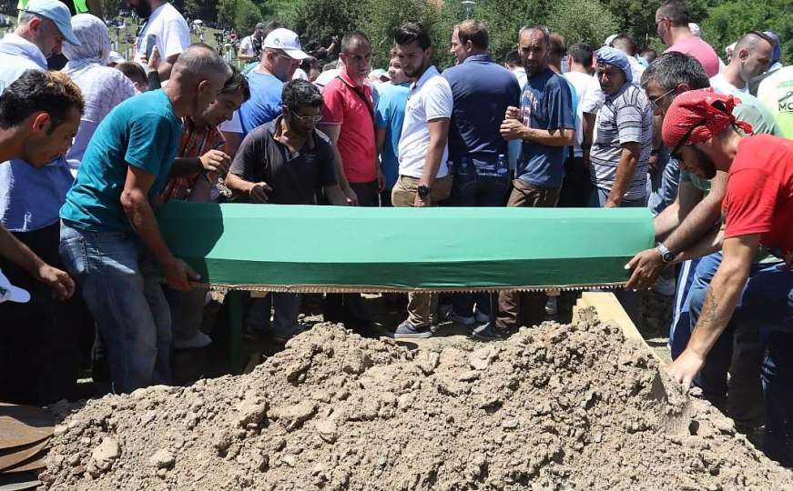 U Potočarima ukopana 71 žrtva srebreničkog genocida 
