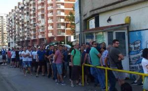 Redovi za kartu: Grbavica pretijesna za sve koji žele vidjeti meč s AIK-om