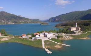 Ramsko jezero neiskorišten turistički potencijal, sezona propala