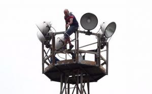 Azilant nakon dva sata pregovora odustao od samoubistva