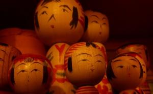 Kokeshi: Japanske drvene lutkice koje štite djecu