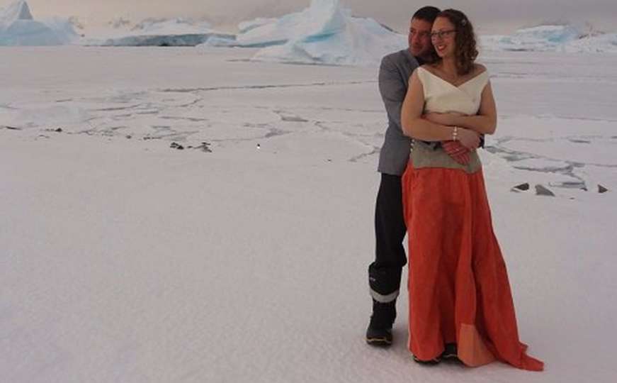 Magično i okovano ledom: Održano prvo vjenčanje na Antarktiku