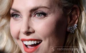 Charlize Theron na svjetskoj premijeri svog filma u grudnjaku 
