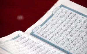 U džamiju ostavljen falsifikovan Kur'an i uvredljiva poruka