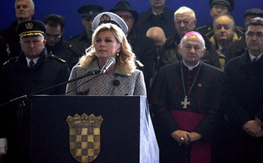 Poslušajte kako hrvatska predsjednica pjeva himnu