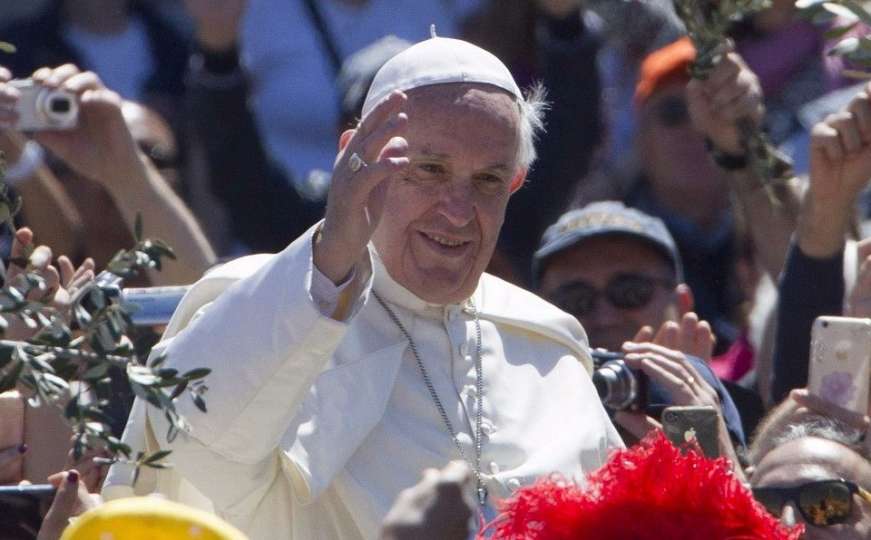 Obraćanje vjernicima: Papa Franjo govorio o nasilju u Jerusalemu