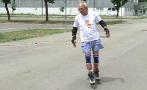Tihomir Crnomat je vitalni Banjalučanin koji penzionerske dane provodi na rolerima