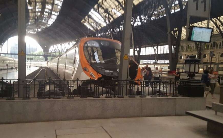 Barcelona: Voz udario u peron, povrijeđeno najmanje 48 ljudi
