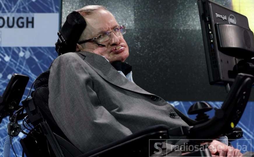 Stephen Hawking: Budite vrlo oprezni ako vam se jave vanzemaljci