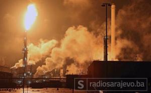 Požar u Rotterdamu u najvećoj evropskoj rafineriji