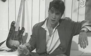 "Ponesi me u zemlju galebova, povedi me u jedan novi dan..." i Bolero