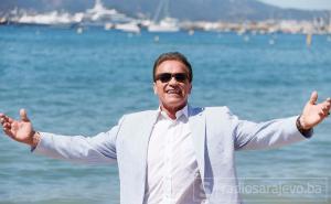 Arnold Schwarzenegger upražnjava seks pet puta dnevno