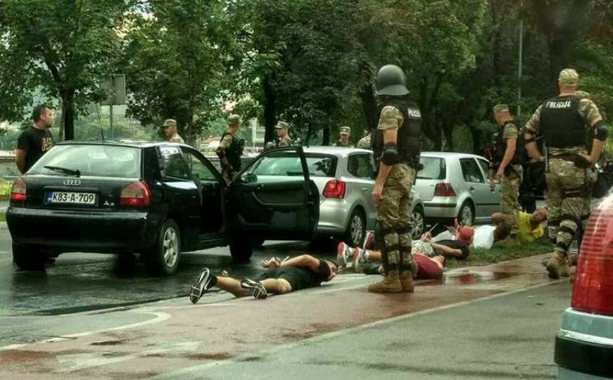 Horde zla: Zenička policija nas je šutala nogama i psovala "sarajevsku majku"