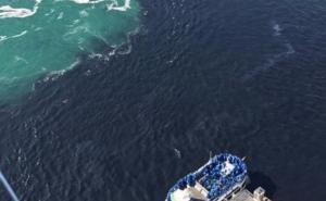 Turisti iznenađeni, Nijagarini vodopadi obojeni u crno