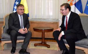 Ivanić danas s Vučićem u Beogradu