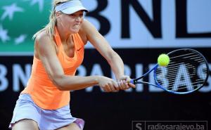 Šarapova odustala od turnira u Stanfordu zbog povrede ruke