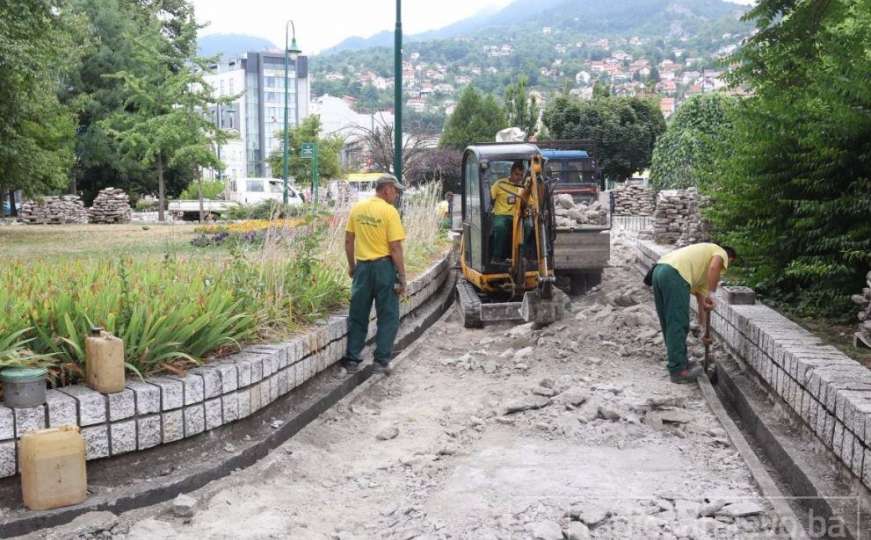 Obnova Trga Prvog korpusa ARBiH: Uređenje pješačke zone i popravljanje fontane