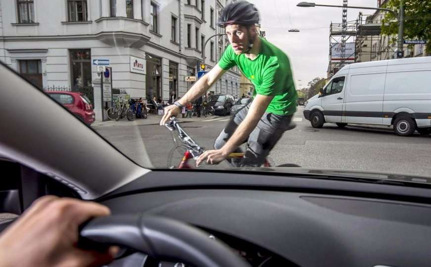 Biciklisti u saobraćaju: Upozorenje vozačima na najčešće opasnosti