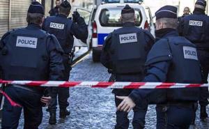 Pariz: Šest vojnika povrijeđeno nakon što ih je udario automobil