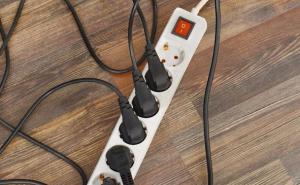 Više od 40 posto produžnih kablova u BiH nije sigurno