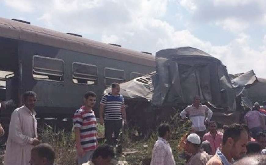 U Egiptu se sudarila dva voza, najmanje 36 osoba je poginulo