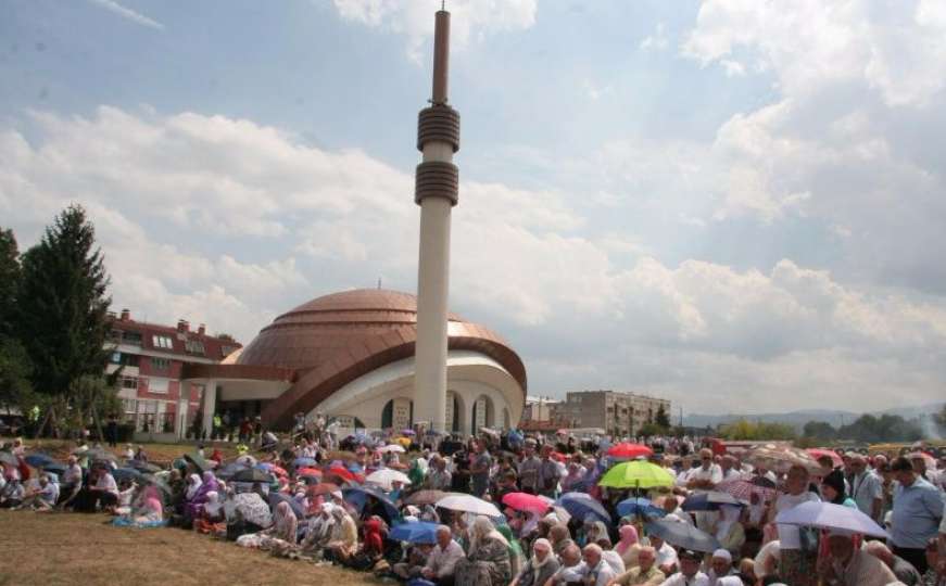 U prisustvu više hiljada ljudi otvorena Centralna džamija na Ilidži
