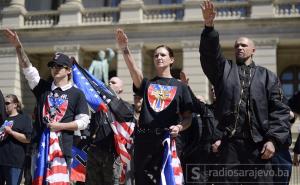 Pijani Amerikanac pretučen u Dresdenu zbog nacističkog pozdrava