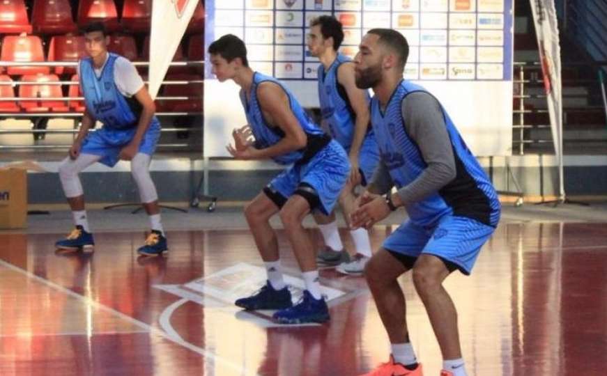 Vujošević ostao bez još dva igrača, tabor napustili košarkaši Igokee