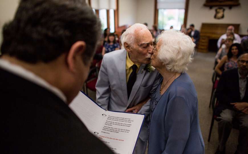 Njoj je 98 godina, a njemu 94: Zaljubili se u teretani i vjenčali
