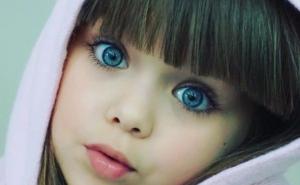 Prelijepa djevojčica ima fotografije koje oduzimaju dah