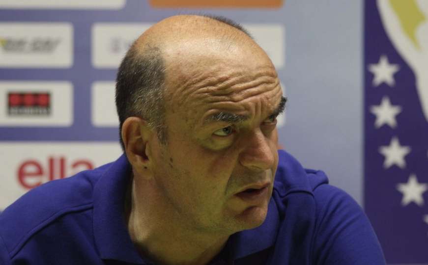 Vujošević nije otputovao s Zmajevima na odlučujuću utakmicu u Armeniju