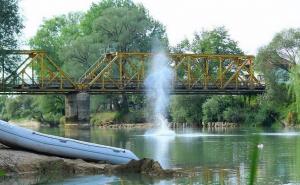 Ekspertni tim CZ uništio minu pod vodom u rijeci Sani