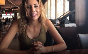 Sretna konobarica: Za račun od 20 dobila 1.200 dolara napojnice