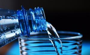 Koliko vode trebate piti dnevno u odnosu na vašu kilažu