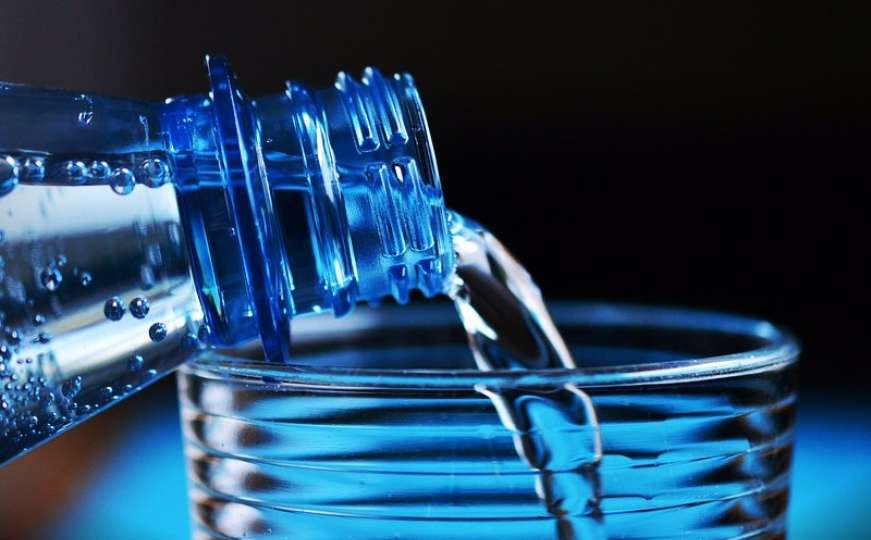 Koliko vode trebate piti dnevno u odnosu na vašu kilažu